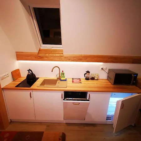 Toporowe W Chocholowskiej Alpehytte *