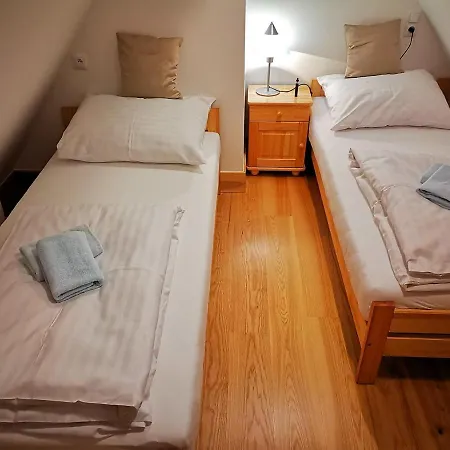 Toporowe W Chocholowskiej Alpehytte Witów